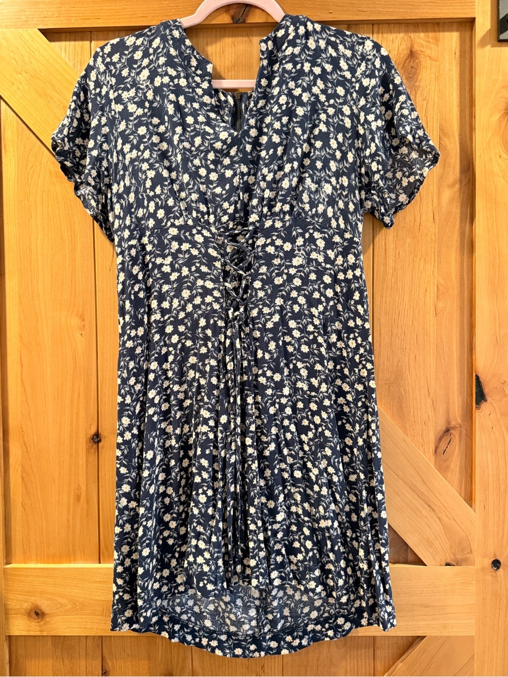 Xhilaration Navy Floral Lace-Up Short Sleeve Tunic